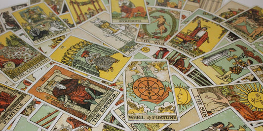 Tarot Vs Oracle? What's the Difference Anyway?