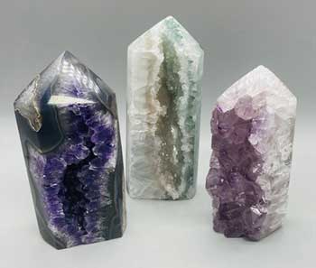 1.0-1.33 Amethyst obelisk W Druse on front